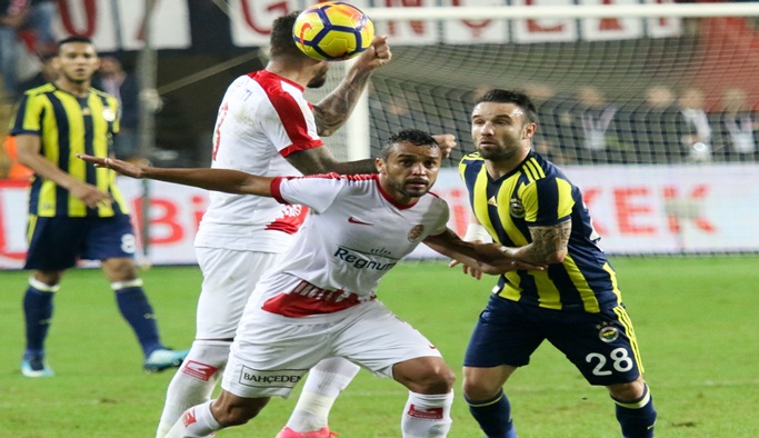 Süper Lig: Antalyaspor: 0 - Fenerbahçe: 1