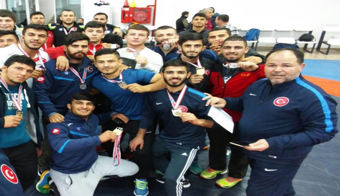 ASAT güreşte Antalya şampiyonu